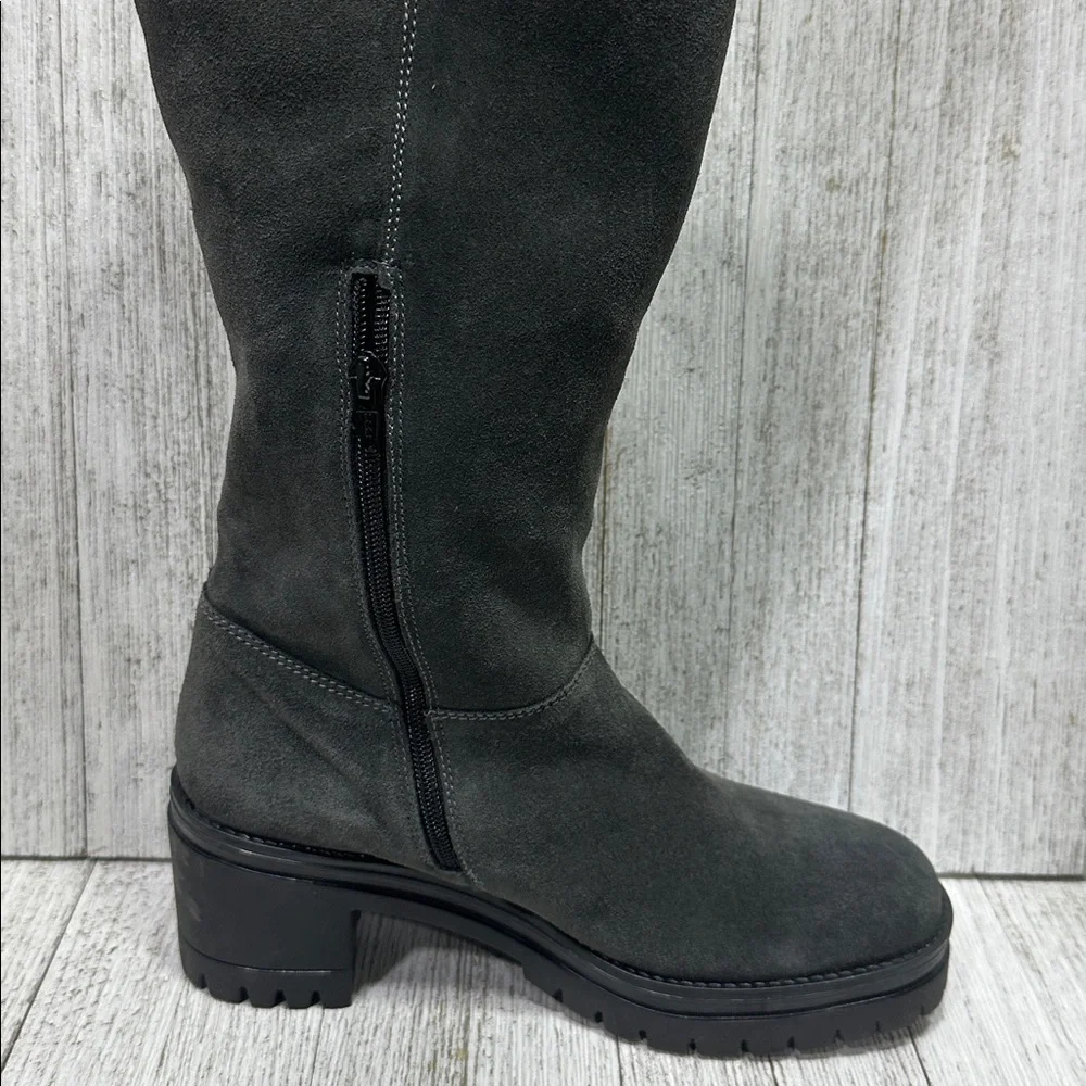 NWT CHARLES BY CHARLES DAVID Women's Collateral Extra Wide Boots